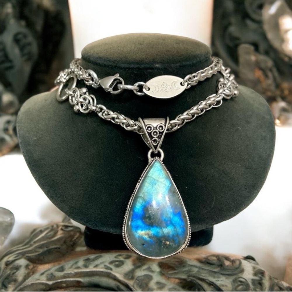 925 Sterling silver flash iridescent blue green labradorite gem boho necklace